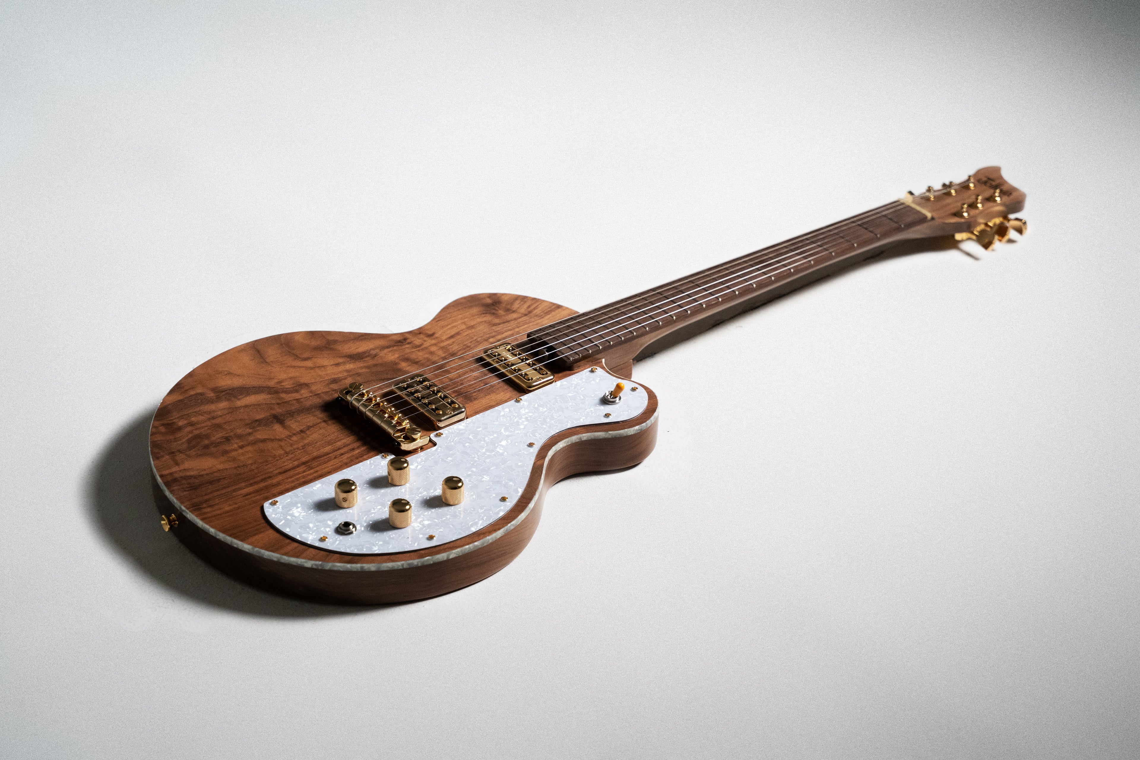 Electric Hana (Walnut)